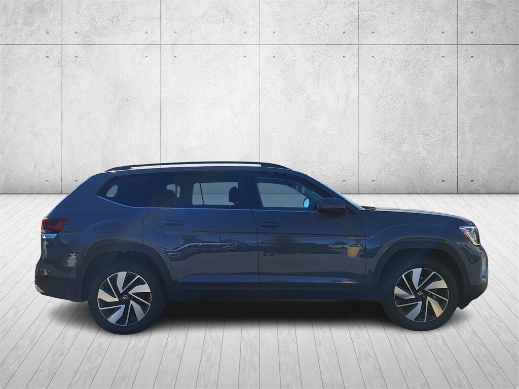 2026 Volkswagen Atlas SE Technology photo 4