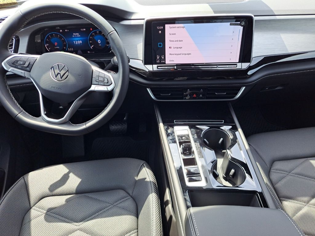 2026 Volkswagen Atlas Cross Sport SE w/Tech - Photo 21