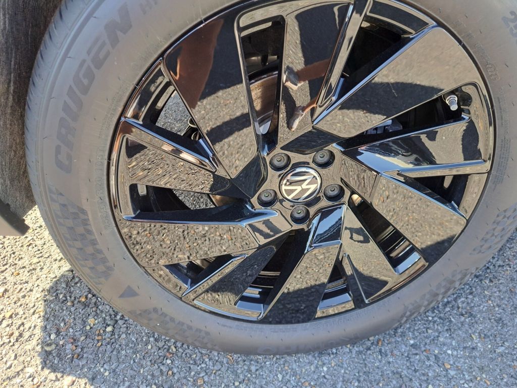 2026 Volkswagen Atlas SE w/Tech - Photo 25