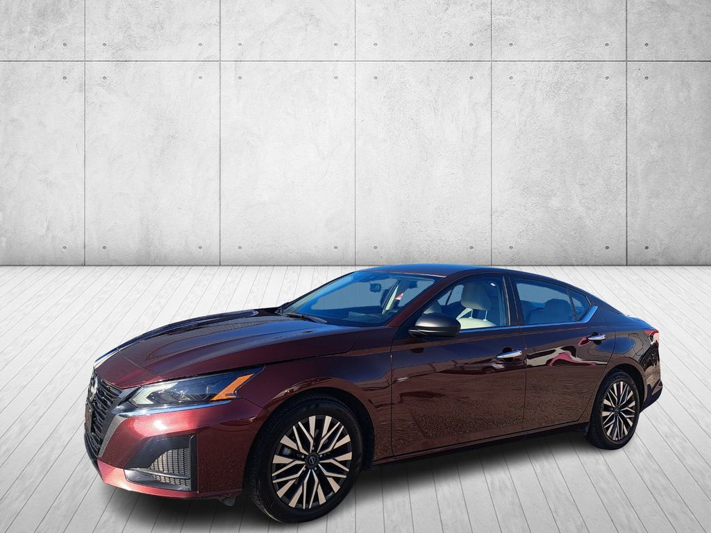 2025 Nissan Altima SV's photo