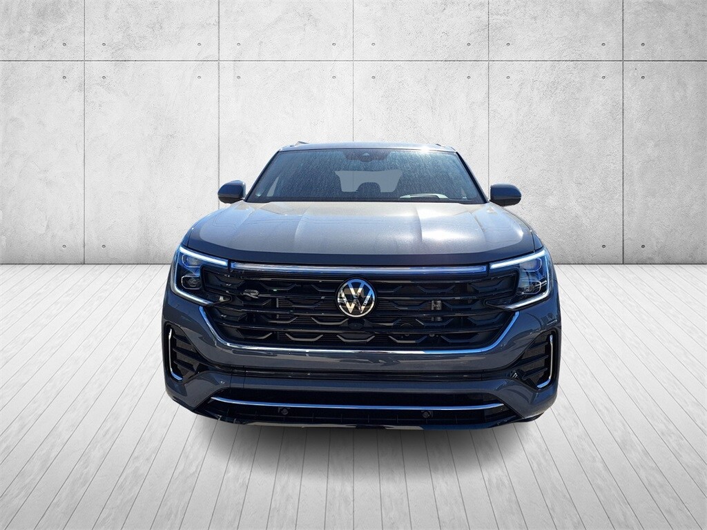 2026 Volkswagen Atlas Cross Sport SEL Premium R-Line photo 2