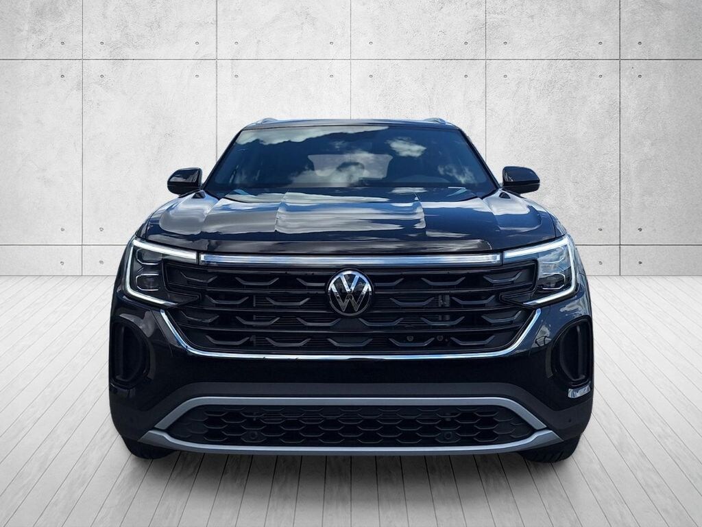 New 2026 Volkswagen Atlas Cross Sport 2.0T SE w/Technology SUV