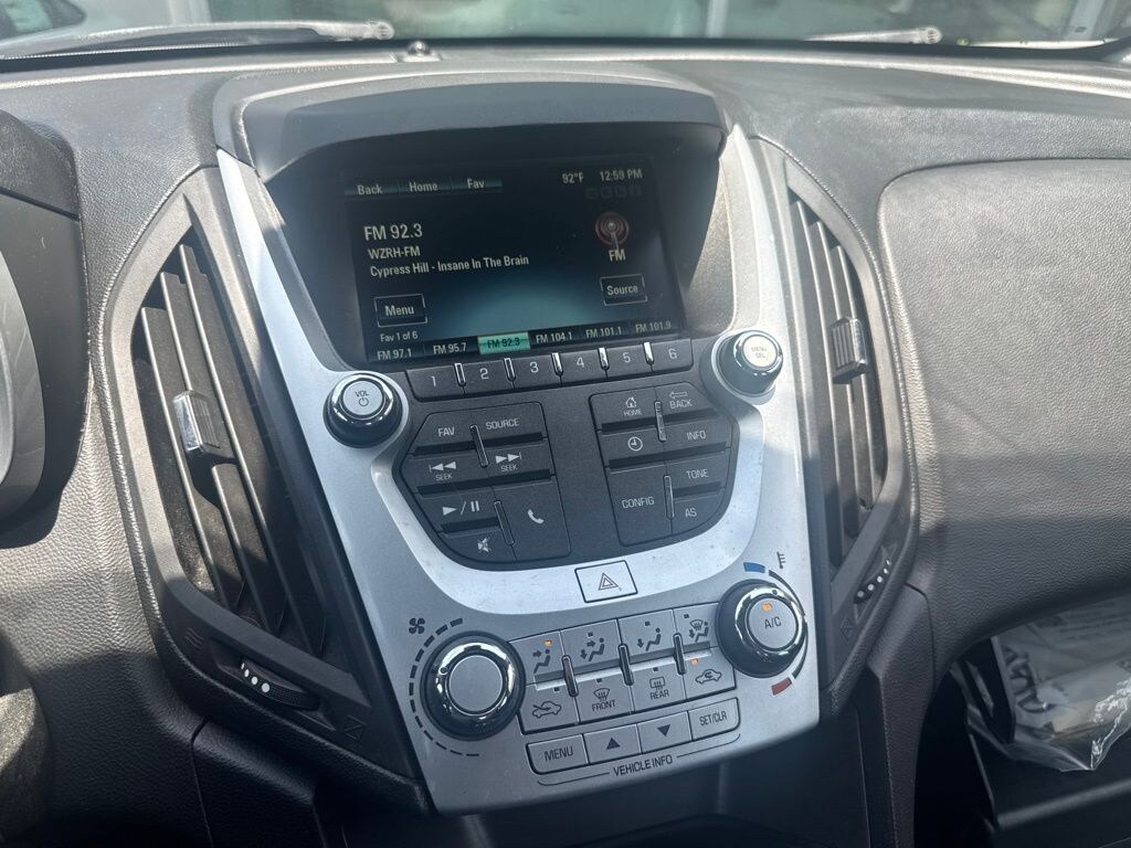 Used 2017 Chevrolet Equinox LS SUV