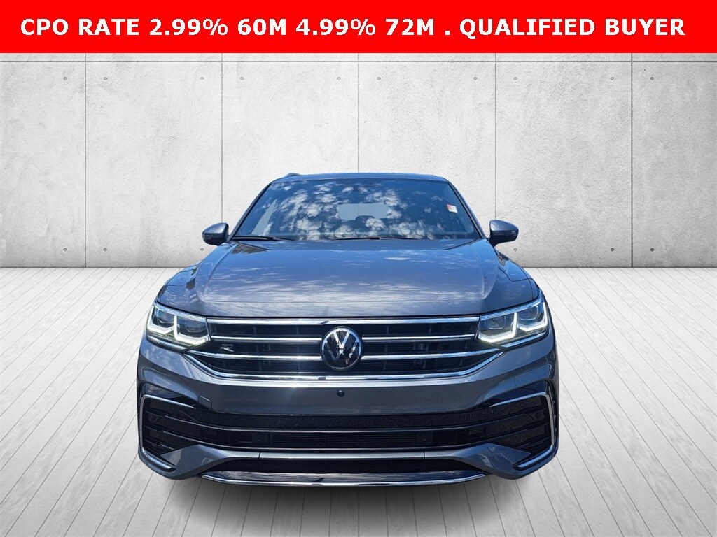 2024 Volkswagen Tiguan SEL R-Line Black photo 2
