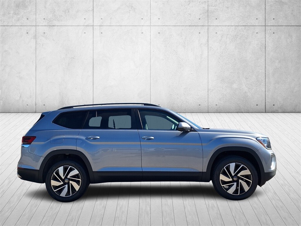 2026 Volkswagen Atlas SE Technology photo 4