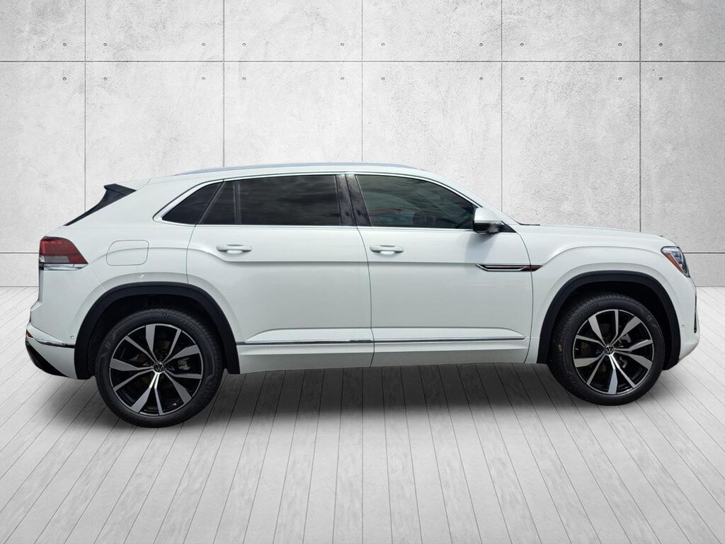 New 2026 Volkswagen Atlas Cross Sport 2.0T SEL Premium R-Line SUV