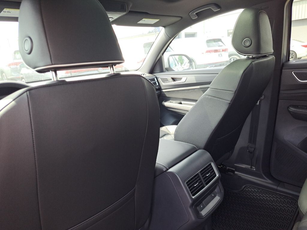 2026 Volkswagen Atlas Cross Sport SEL Premium R-LINE - Photo 20