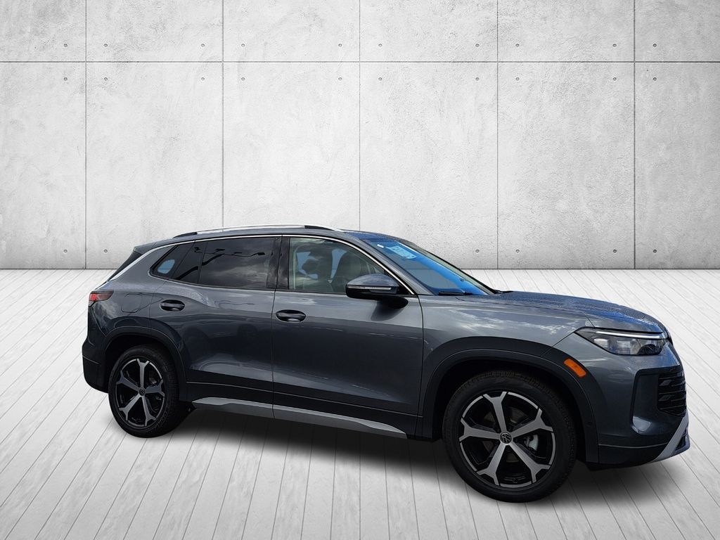 New 2026 Volkswagen Tiguan 2.0T SE SUV