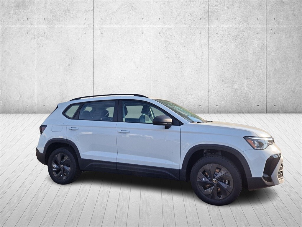 2025 Volkswagen Taos S photo 2