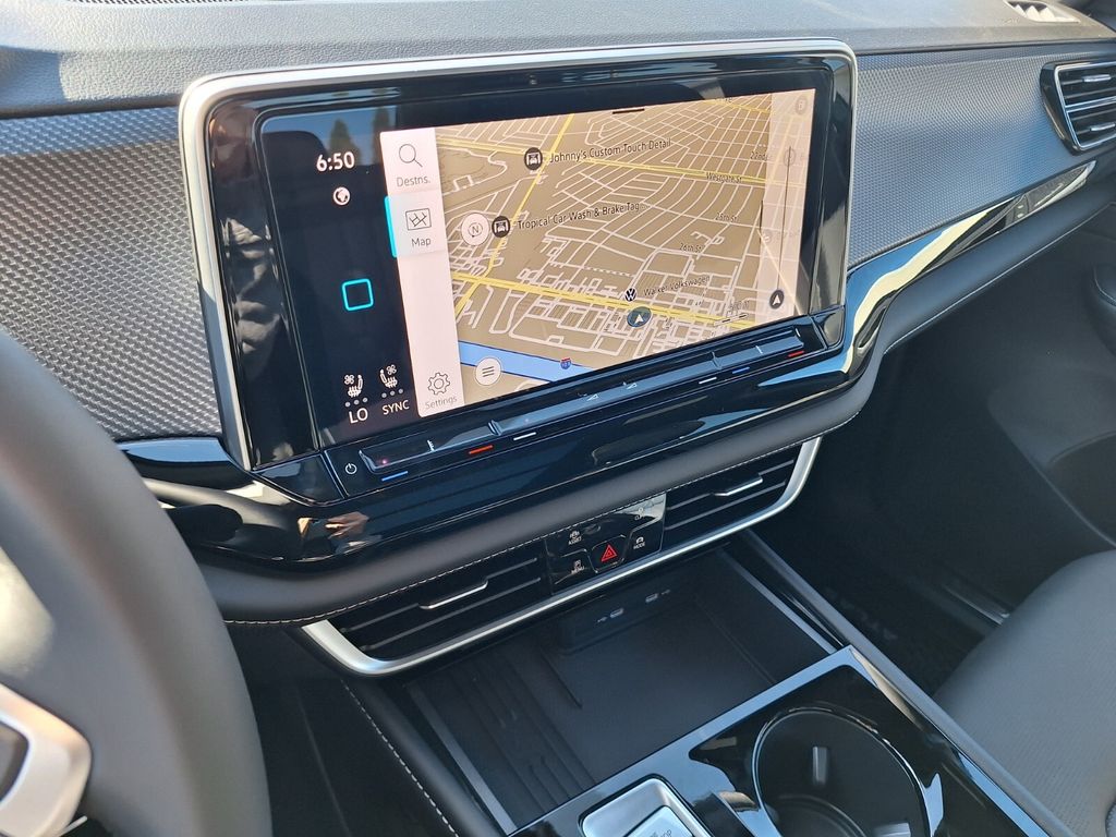 2026 Volkswagen Atlas Cross Sport SEL Premium R-LINE - Photo 19