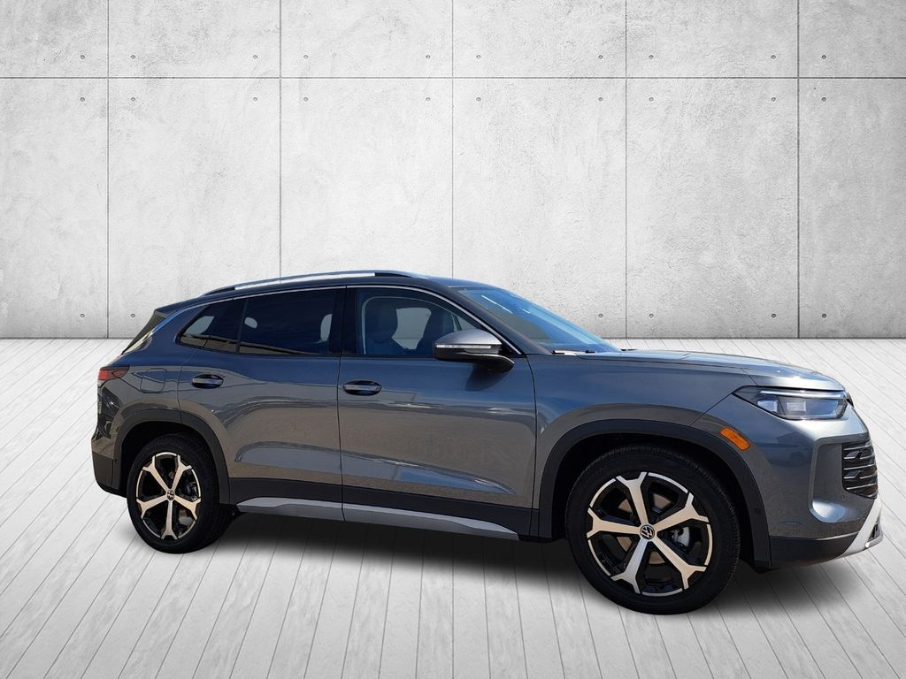 New 2026 Volkswagen Tiguan 2.0T SE SUV