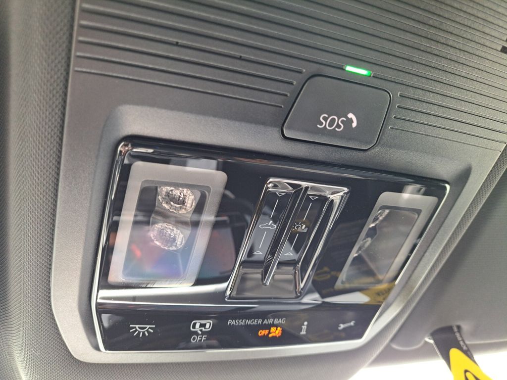 2026 Volkswagen Atlas Cross Sport SE w/Tech - Photo 17