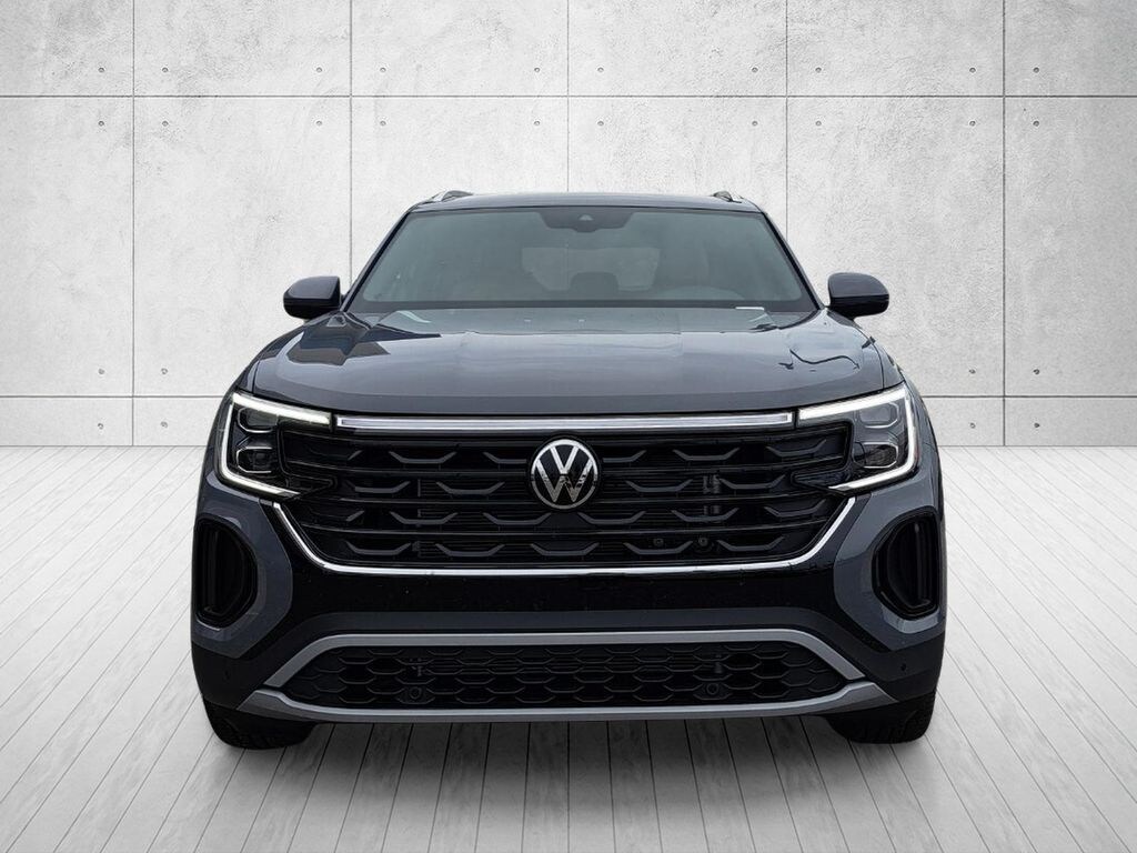 New 2026 Volkswagen Atlas Cross Sport 2.0T SE w/Technology SUV