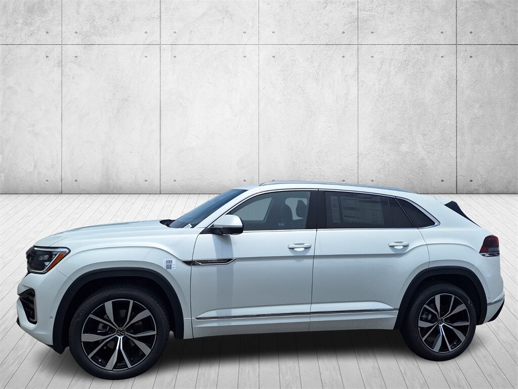2025 Volkswagen Atlas Cross Sport SEL Premium R-Line photo 2
