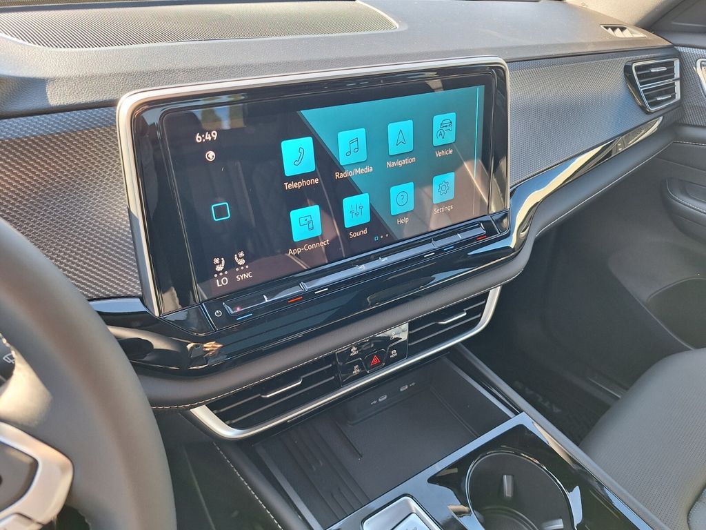 2026 Volkswagen Atlas Cross Sport SEL Premium R-LINE - Photo 12
