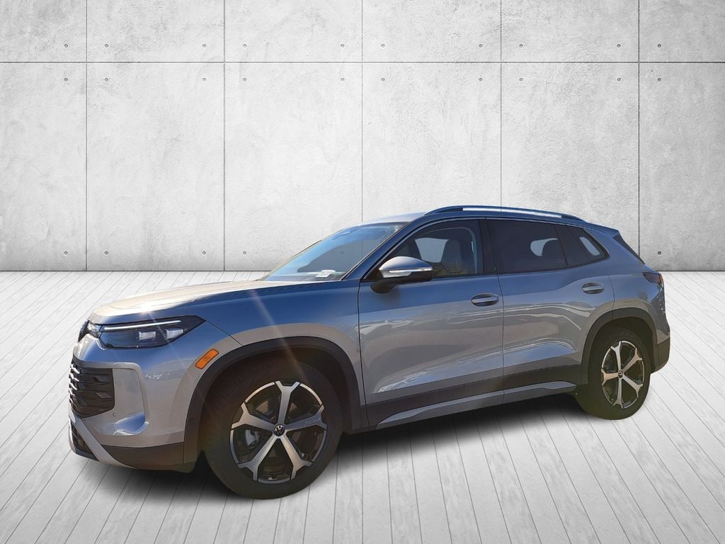 New 2026 Volkswagen Tiguan 2.0T SE SUV