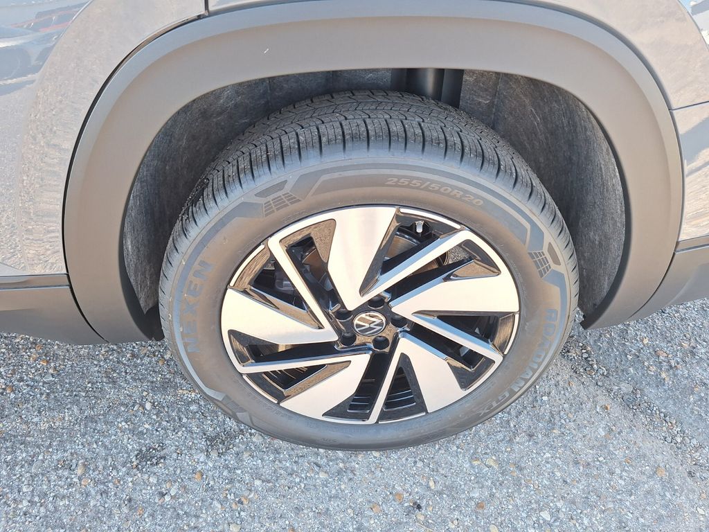 2026 Volkswagen Atlas SE w/Tech - Photo 25