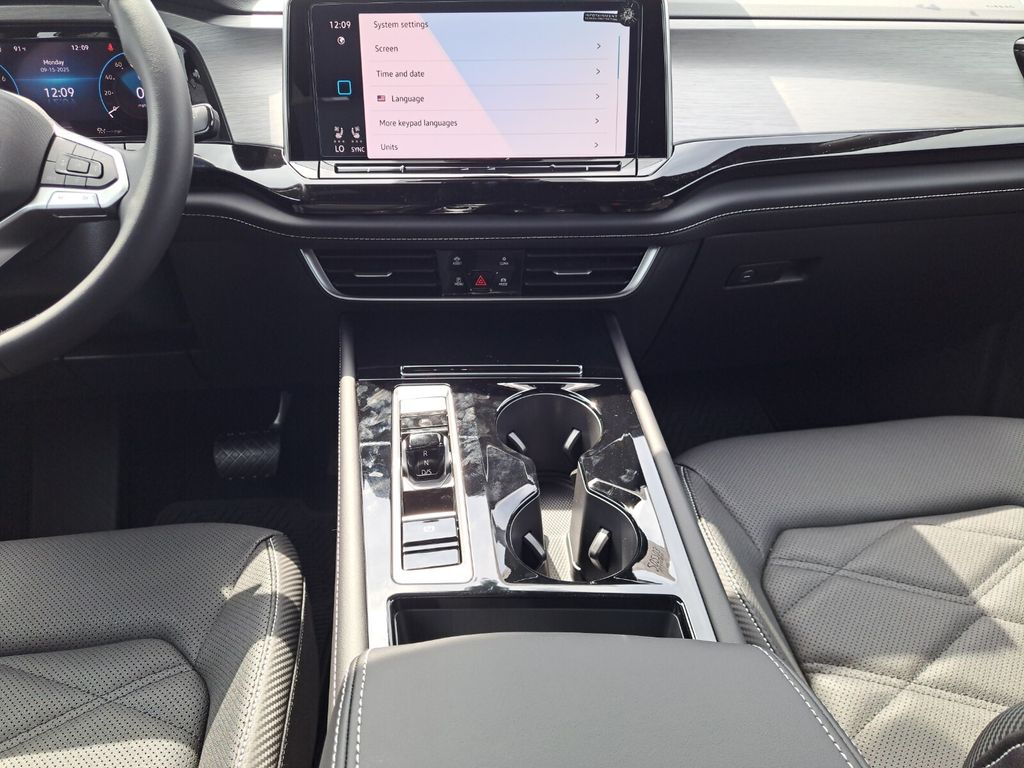 2026 Volkswagen Atlas Cross Sport SE w/Tech - Photo 22