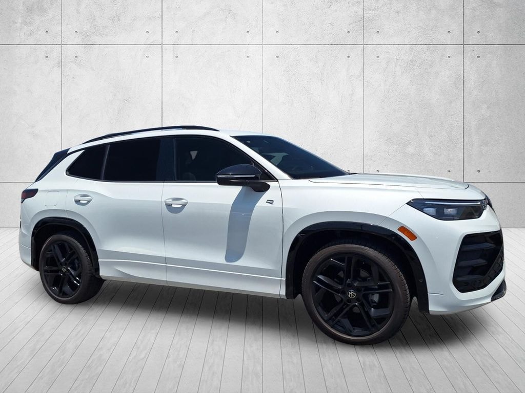 New 2026 Volkswagen Tiguan 2.0T SE R-Line Black SUV