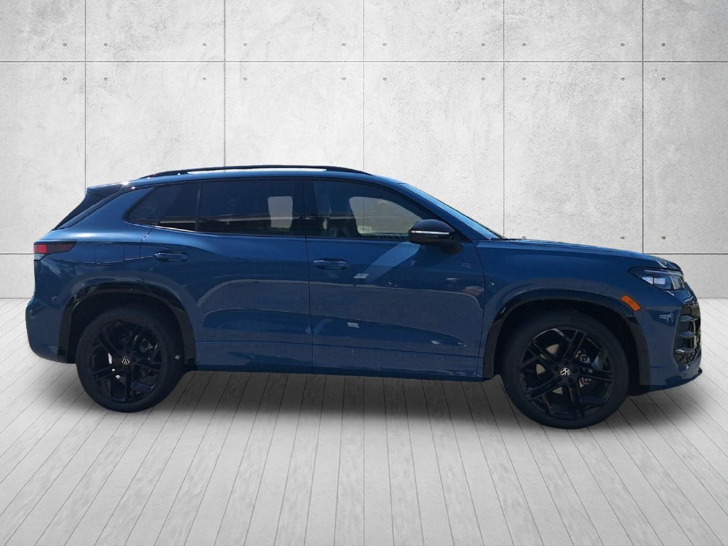 New 2026 Volkswagen Tiguan SE R-Line Black SUV