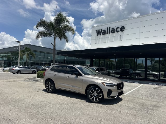 2024 Volvo XC60 Ultimate