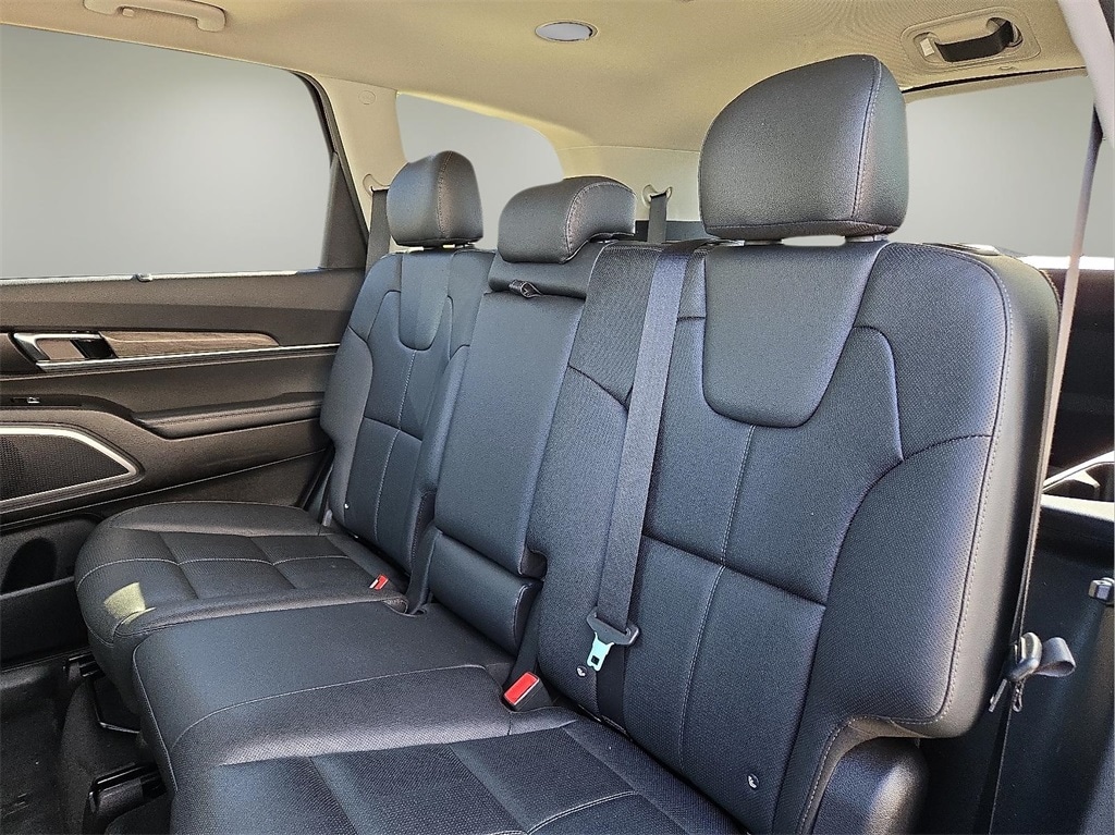 2021 Kia Telluride EX - Photo 11