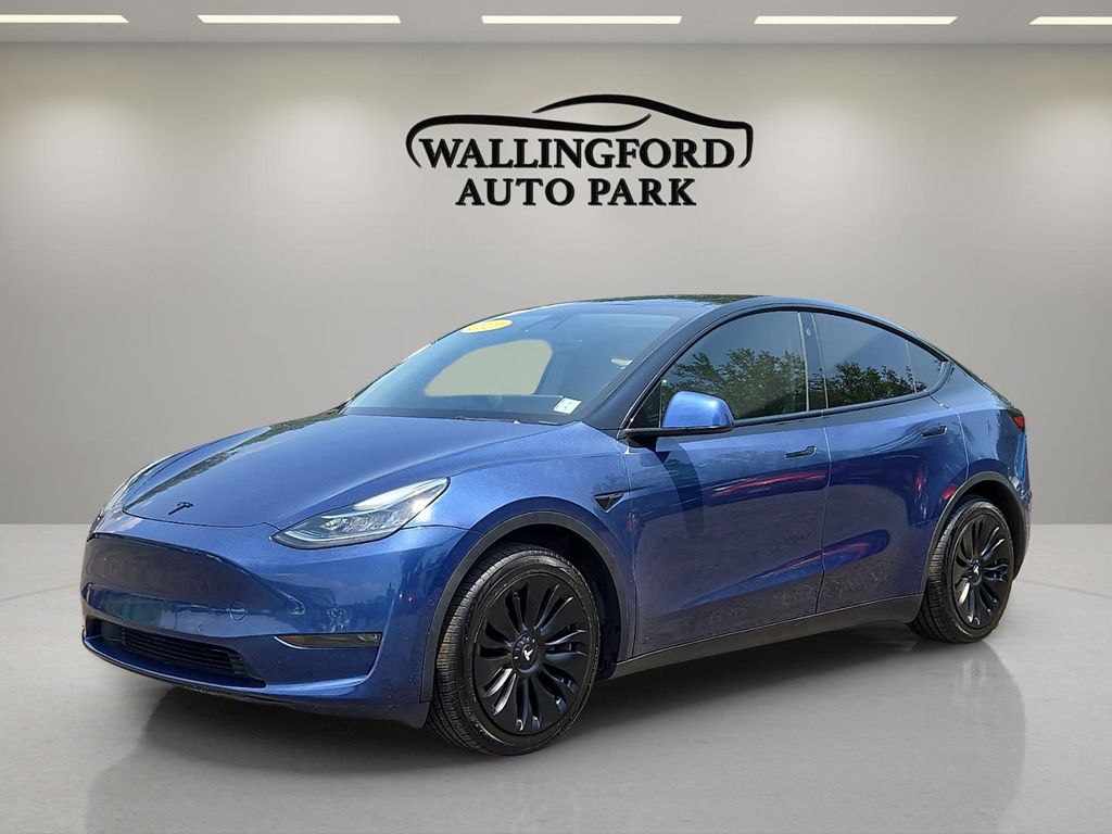 2021 Tesla Model Y Long Range Dual Motor All-Wheel Drive's photo