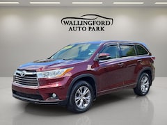 used 2015 Toyota Highlander LE Plus V6 SUV for sale in wallingford connecticut 