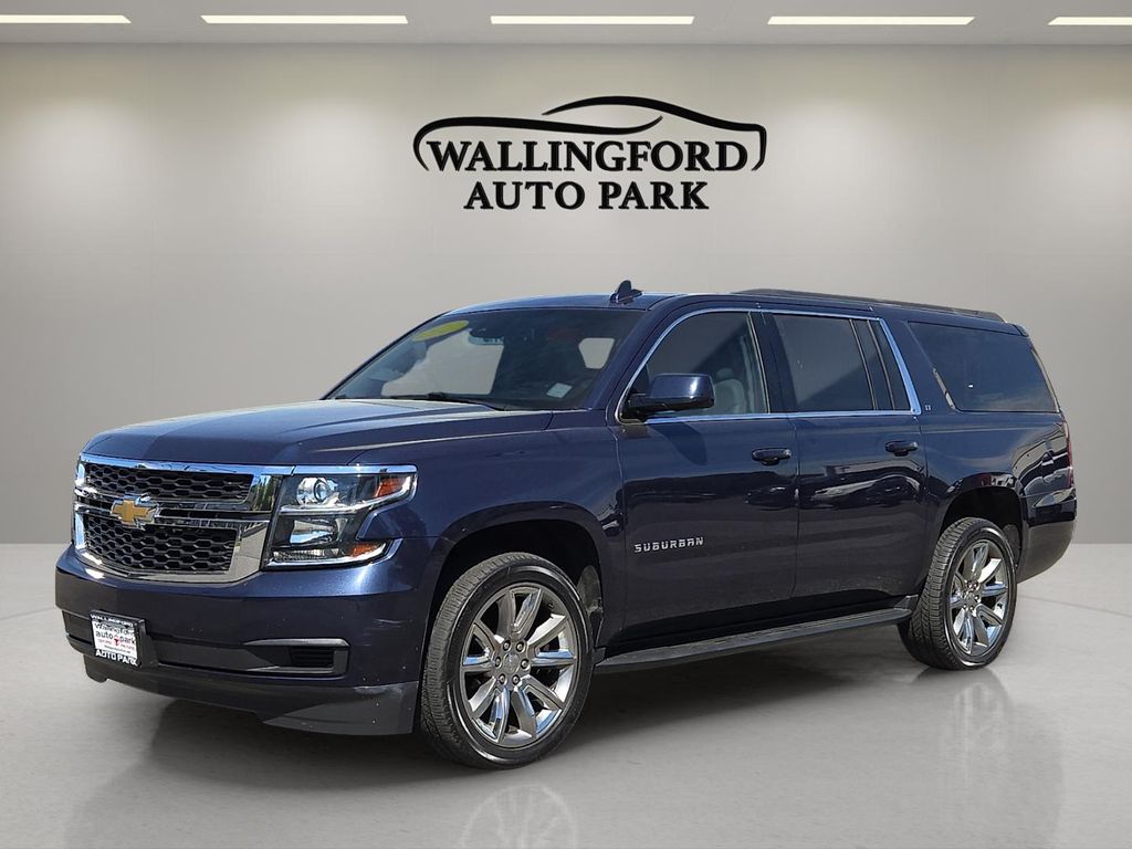 2017 Chevrolet Suburban 4WD 1500 LT's photo