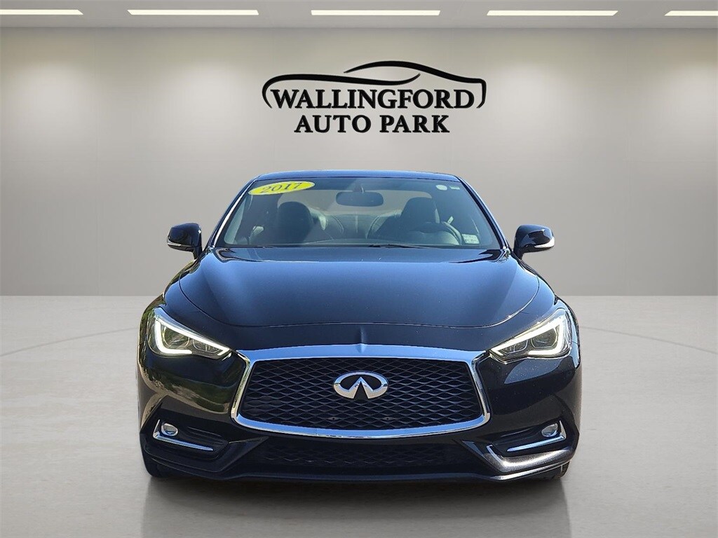 2017 Infiniti Q60 Red Sport 400 photo 2