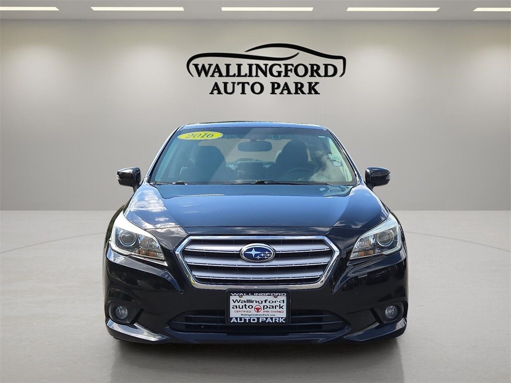 2016 Subaru Legacy 3.6R Limited photo 2