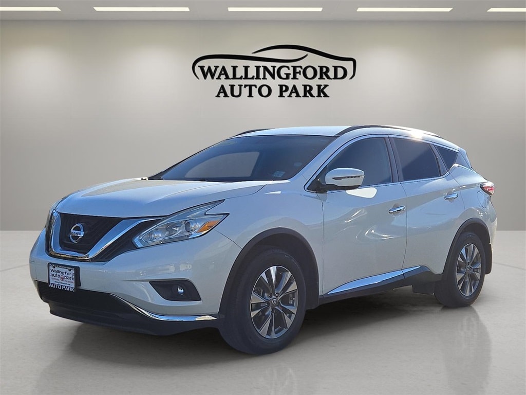 2016 Nissan Murano SV's photo