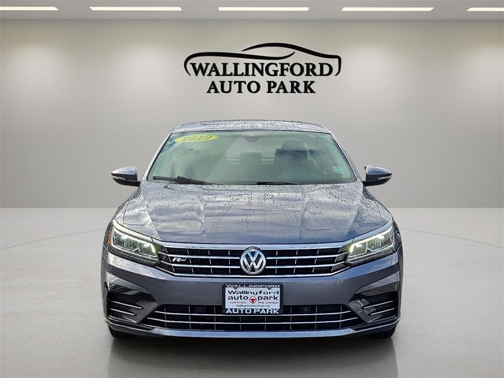 Used 2019 Volkswagen Passat 2.0T SE R-Line Sedan
