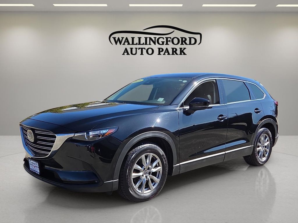 2018 Mazda CX-9 Touring AWD's photo