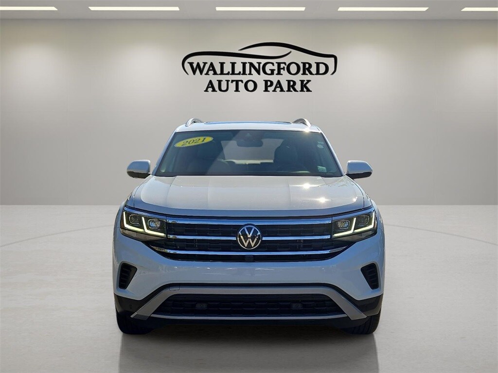 2021 Volkswagen Atlas SEL Premium photo 2