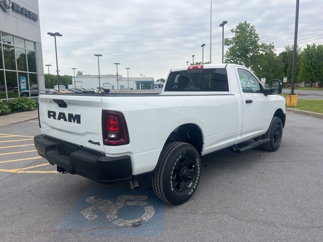 2025 Ram 2500 Tradesman photo 3