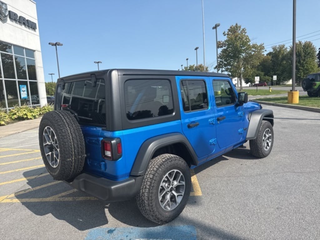 New 2025 Jeep Wrangler 4-DOOR SPORT S Sport Utility