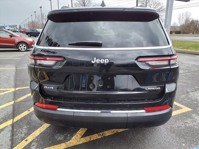 2024 Jeep Grand Cherokee Laredo photo 4