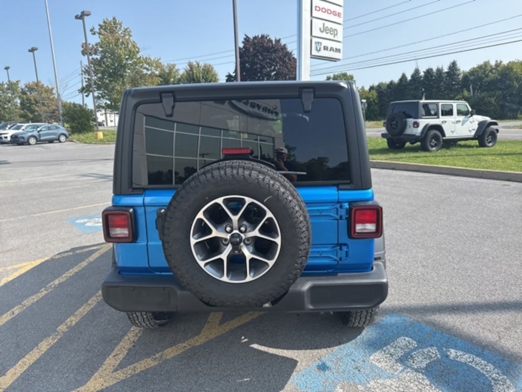 New 2025 Jeep Wrangler 4-DOOR SPORT S Sport Utility