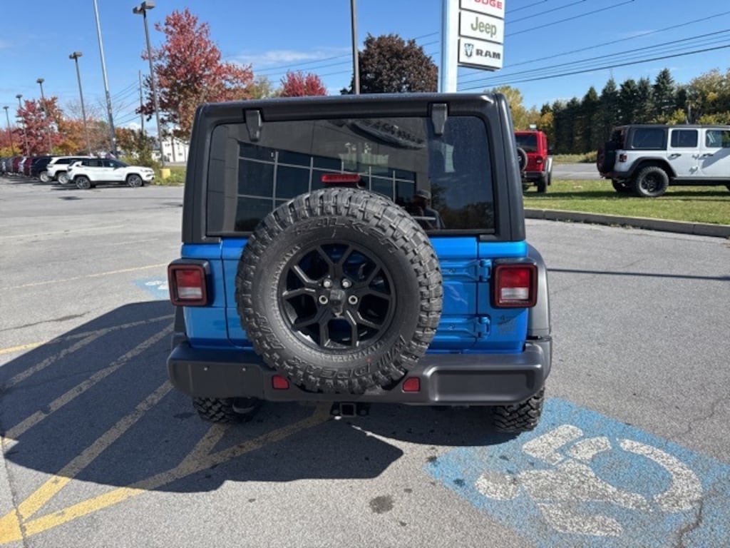 New 2026 Jeep Wrangler 4-DOOR WILLYS Sport Utility