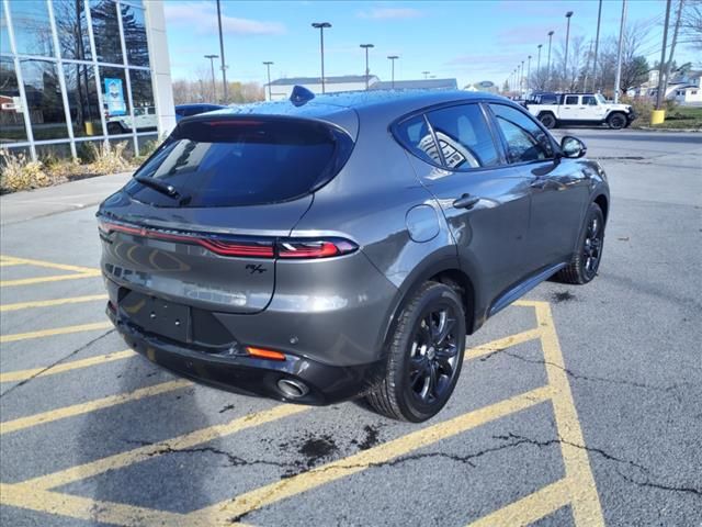 2024 Dodge Hornet R/T photo 3