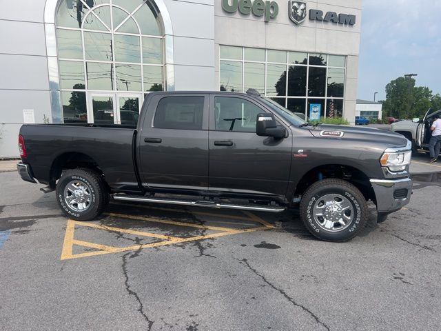 2024 Ram 2500 Tradesman photo 2