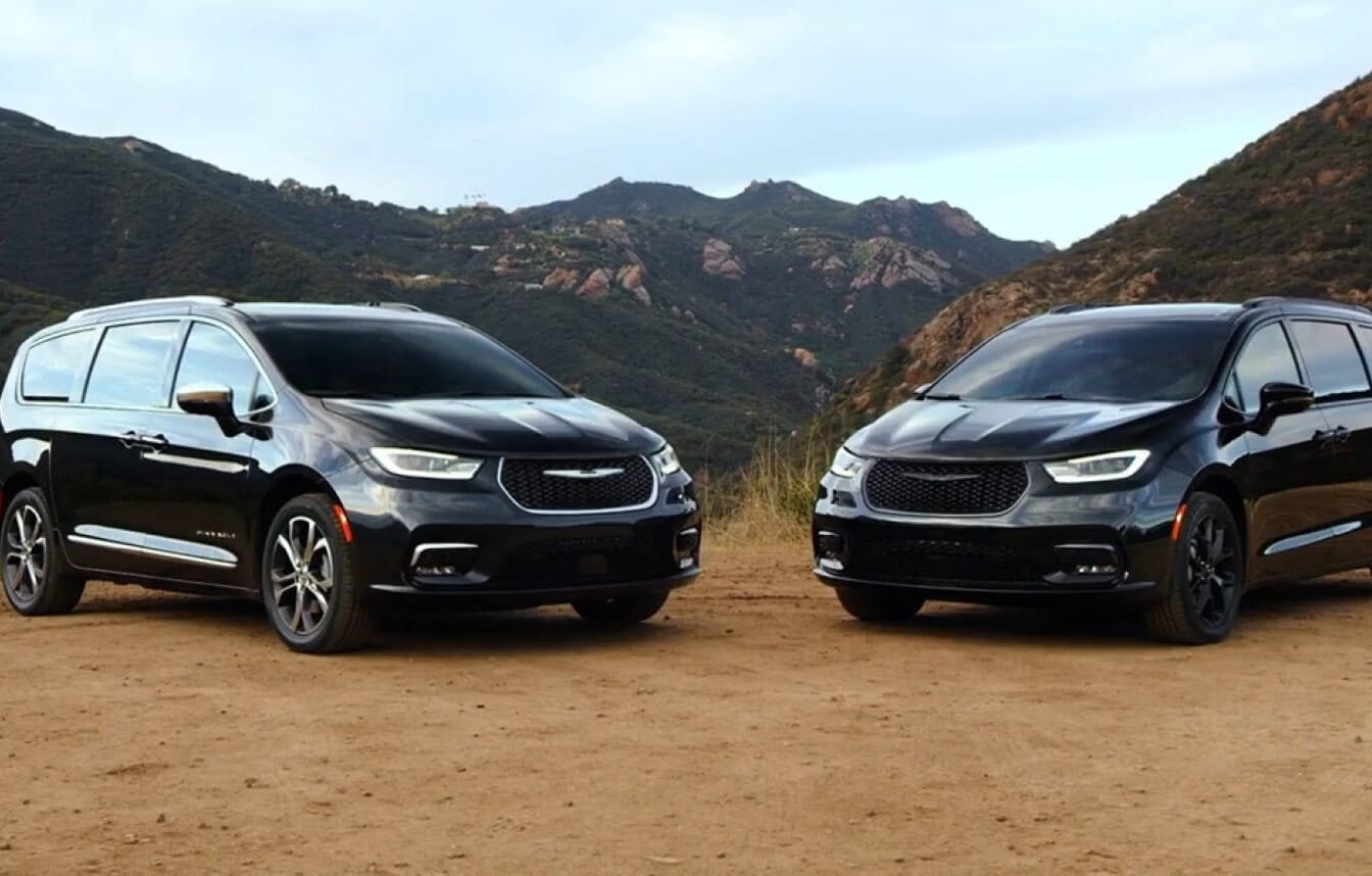 New Chrysler Vehicles Near Fulton, NY