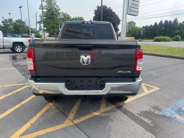 2024 Ram 2500 Tradesman photo 4