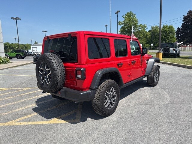 2025 Jeep Wrangler Willys photo 3