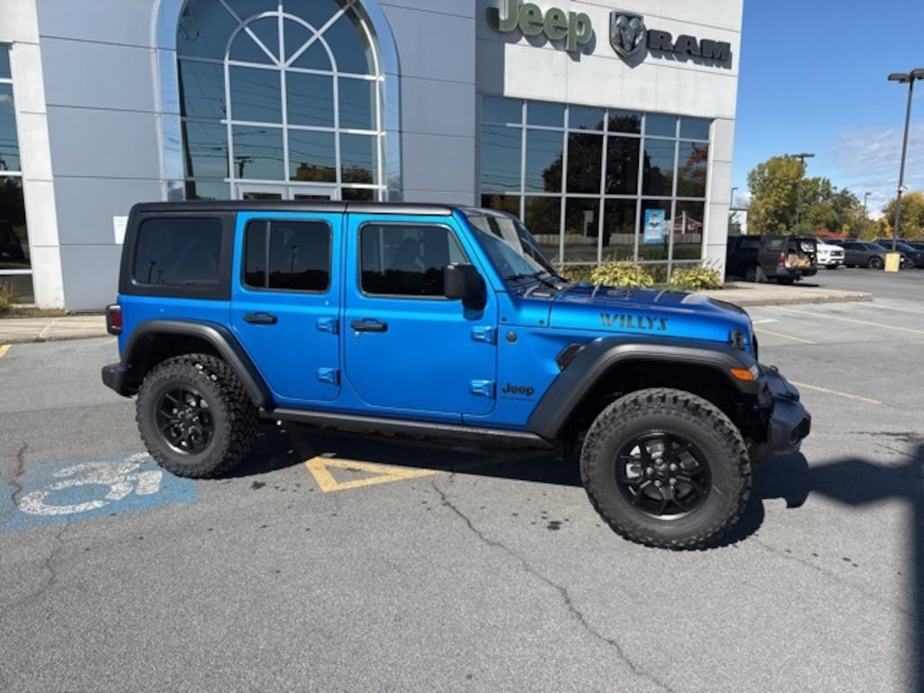 New 2026 Jeep Wrangler 4-DOOR WILLYS Sport Utility