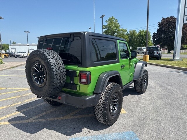 2025 Jeep Wrangler Willys photo 2