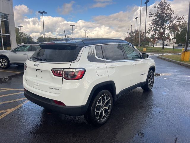 2025 Jeep Compass Limited photo 3