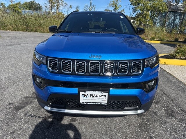 2024 Jeep Compass Limited photo 2