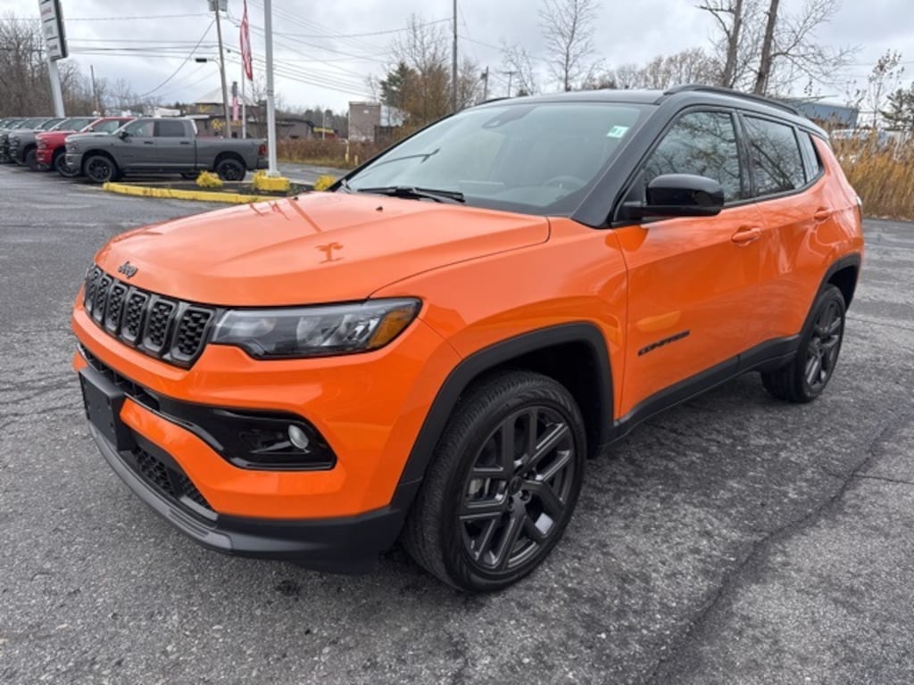 New 2026 Jeep Compass LIMITED ALTITUDE 4X4 Sport Utility